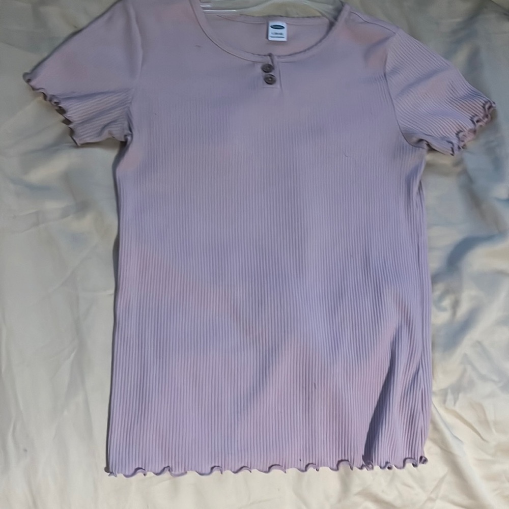 Kids old navy super cute baby pink shirt. Fairly used but in good condition